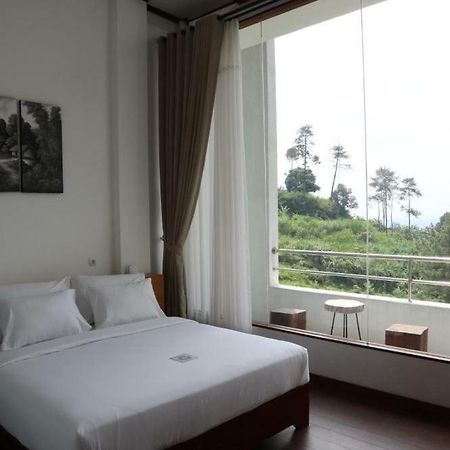 Hotel Pondokan Tjiburial Cimenyan Екстер'єр фото